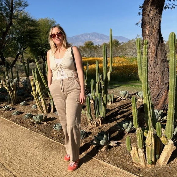 Meet your Posher, Allison - Picture 2 of 2